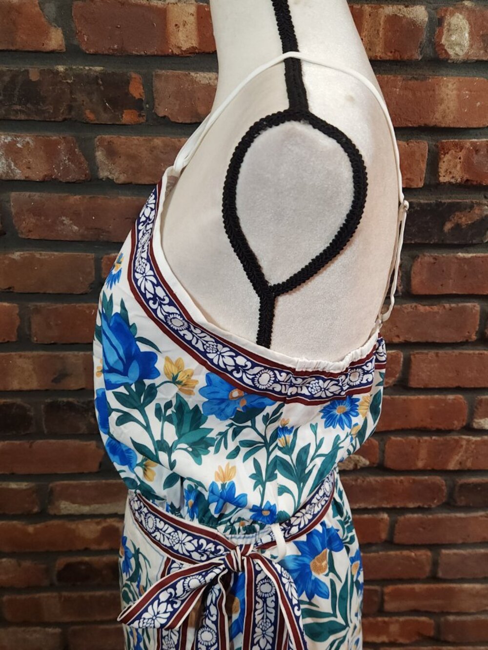 CUPSHE Bahama Honey Floral Mini Dress Resortwear Vacation Beach Women's M NWT - Picture 7 of 10